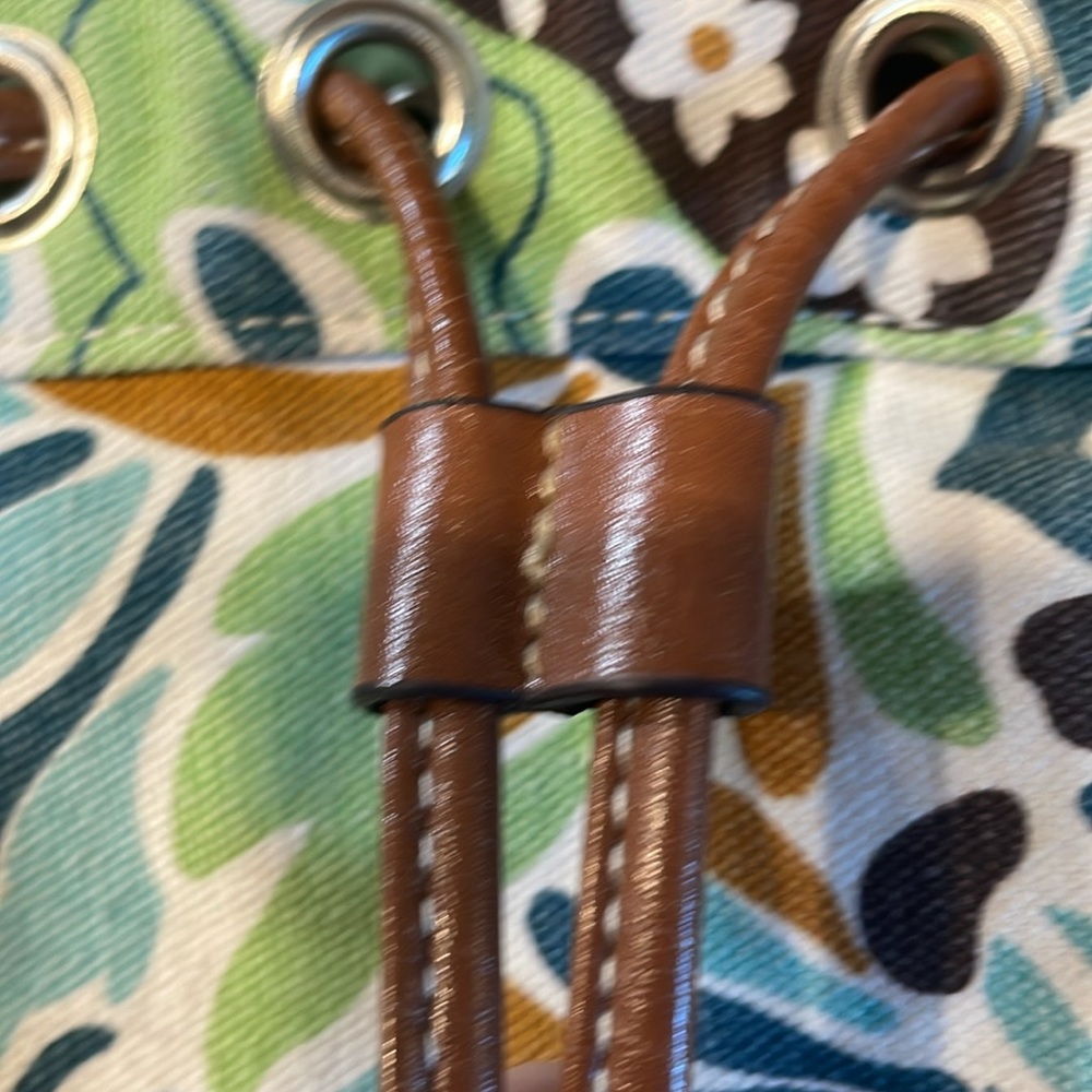 Croft & Barrow Canvas & Leather Floral Cinch tie Shoulder Bag - Picture 3 of 8